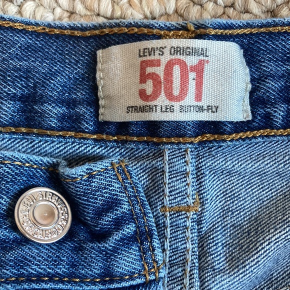 501 Levi Jeans, button fly, W34, L30 - Picture 4 of 14